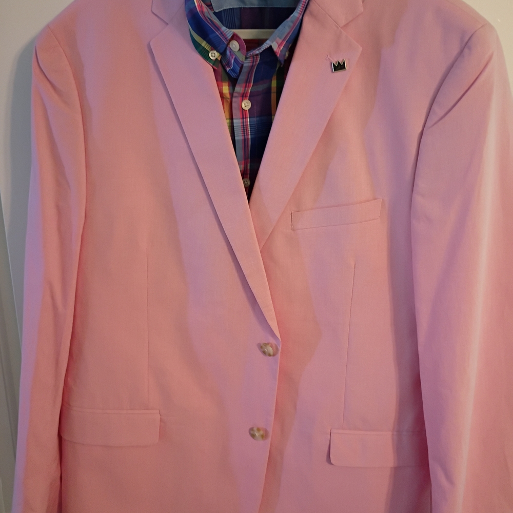 NEW Crown & Ivy Pink Blazer.  2 Button Fully Lined. 46L 47" Chest